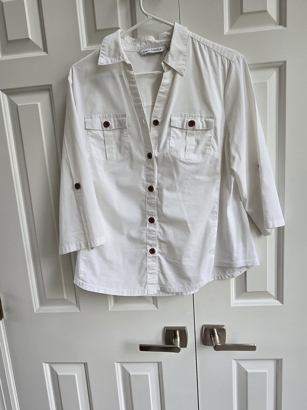 White Button-Front Women's Shirt with Chest Pockets